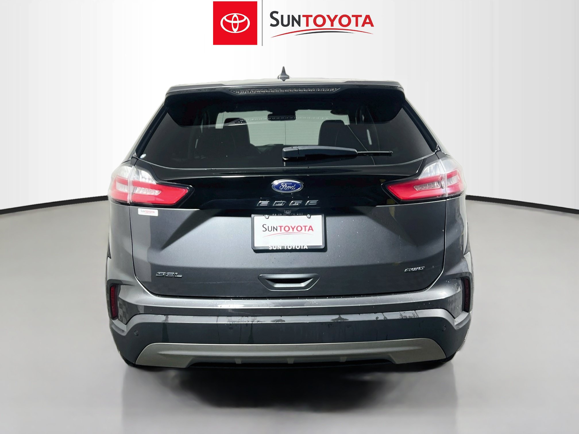 Used 2024 Ford Edge SEL AWD/4WD image 5