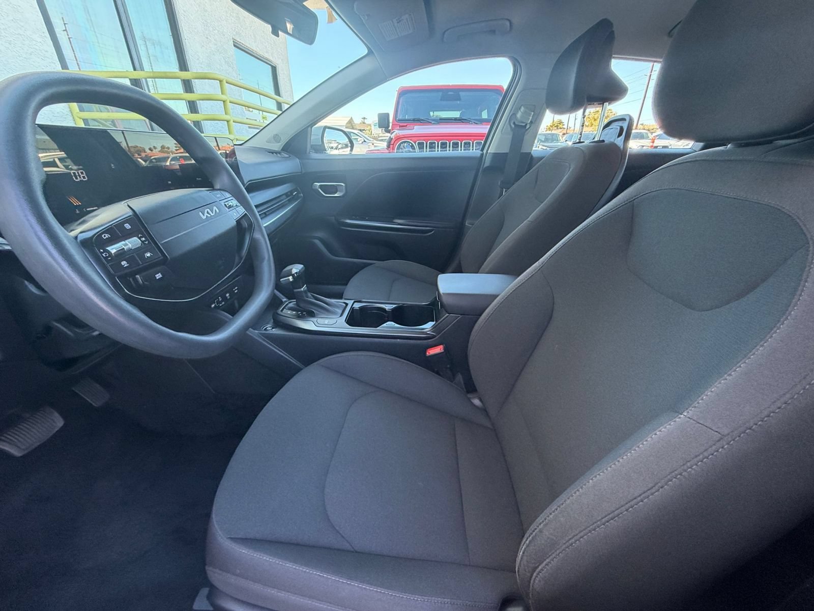 Used 2026 Kia K4 FWD image 25