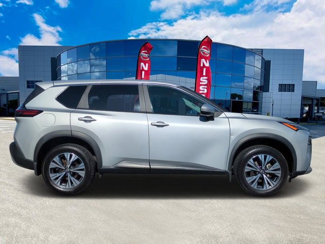 Certified 2023 Nissan Rogue SV image 2