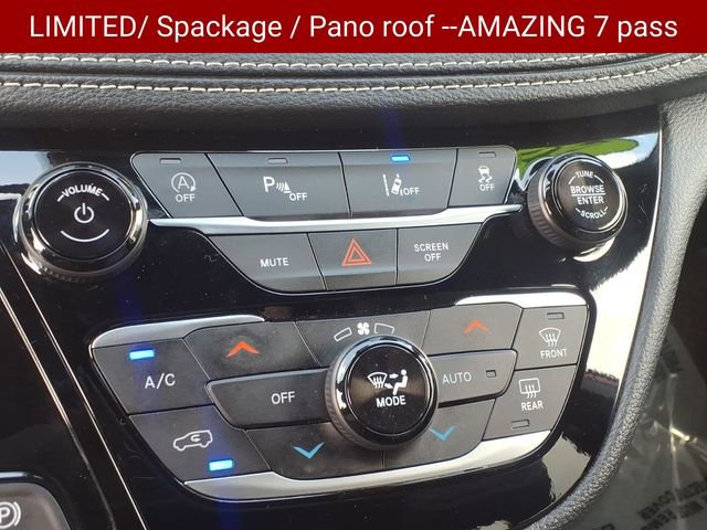 Used 2025 Chrysler Pacifica Limited FWD image 7