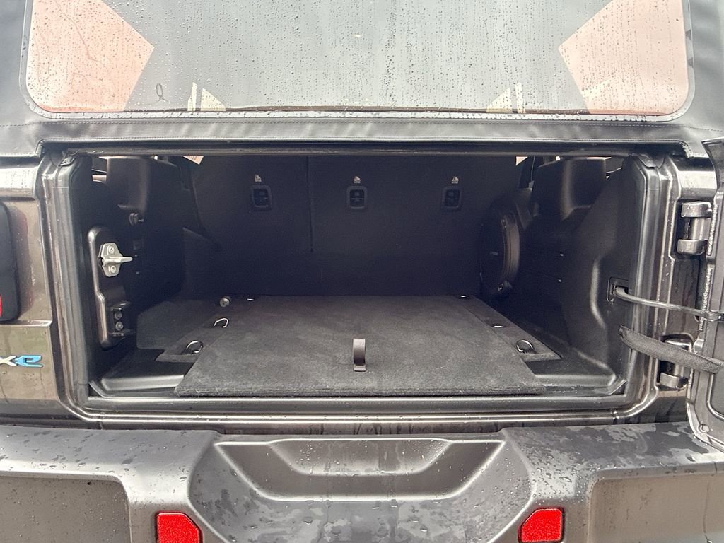 Used 2023 Jeep Wrangler Unlimited Sahara w/ Cold Weather Group image 30