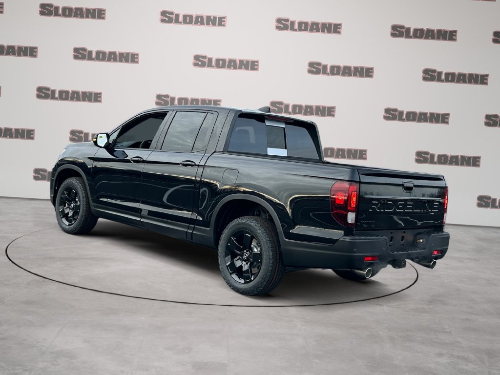 New 2026 Honda Ridgeline Black Edition image 3