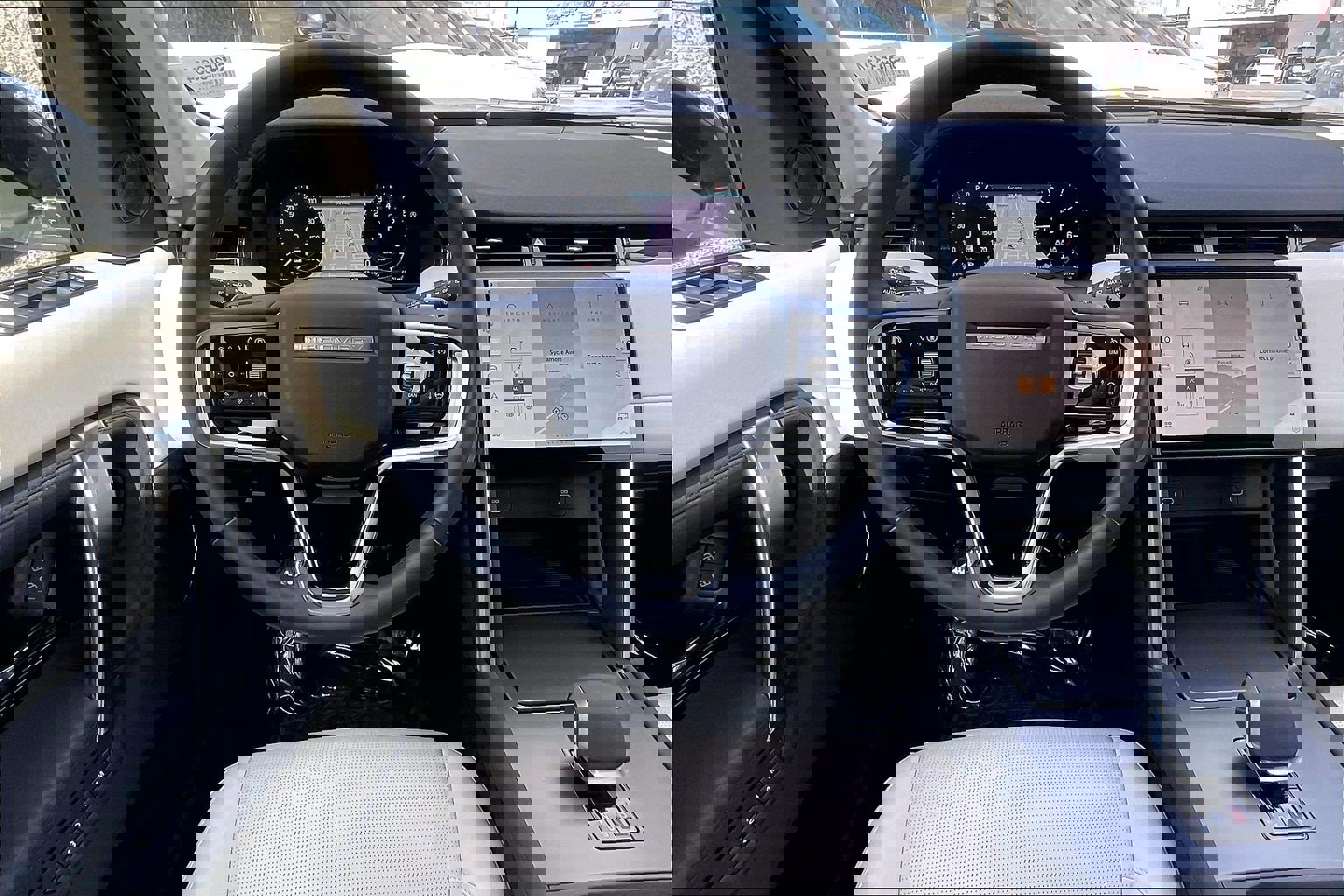 Certified 2025 Land Rover Discovery Sport S image 5