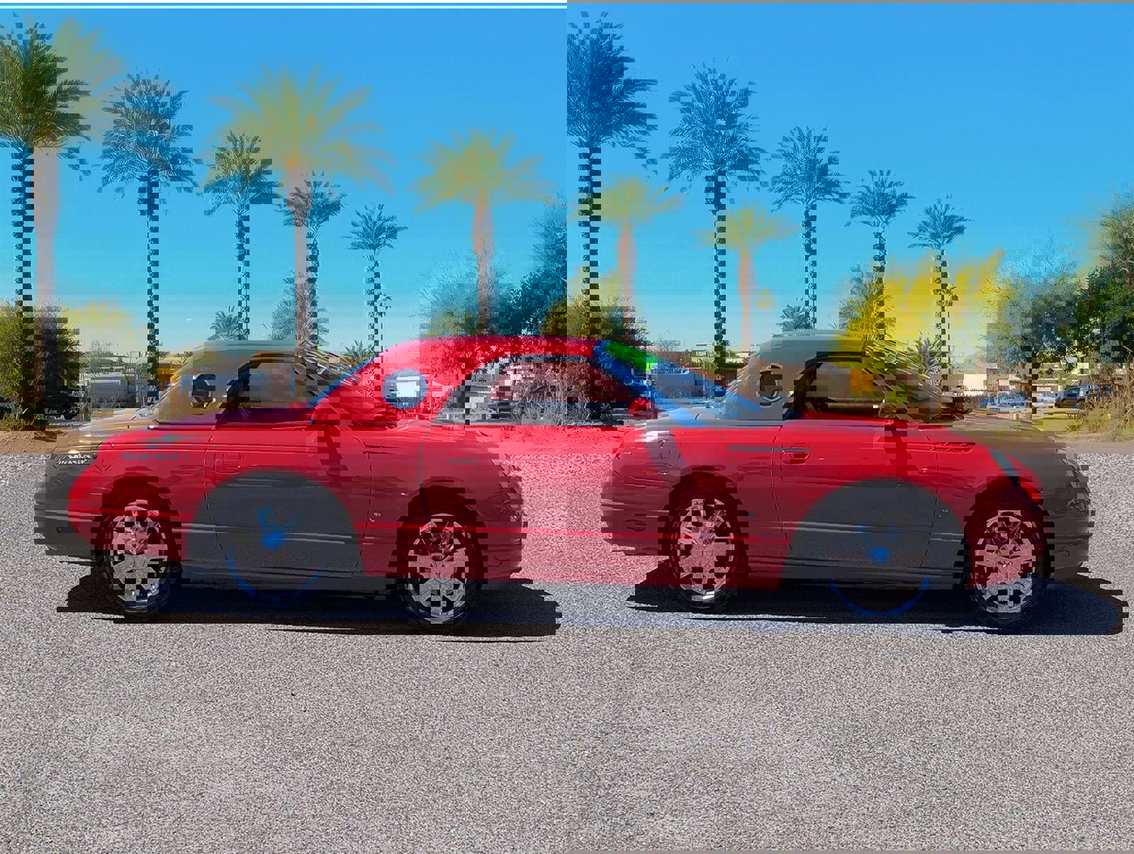 Used 2003 Ford Thunderbird image 6