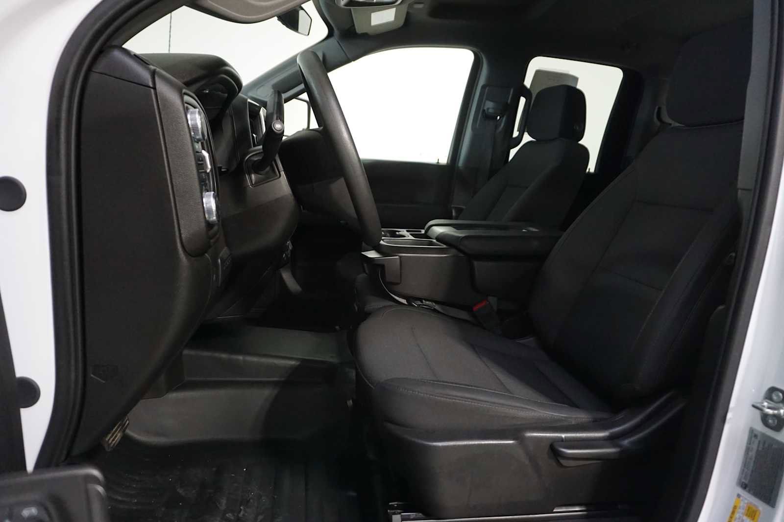 Certified 2024 GMC Sierra 2500 Pro w/ Convenience Package image 13