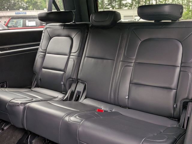 Certified 2023 Lincoln Navigator L Reserve AWD/4WD image 32