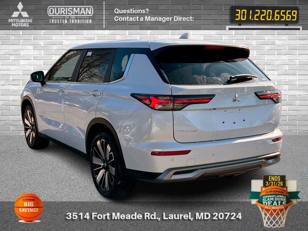 New 2026 Mitsubishi Outlander LE image 3