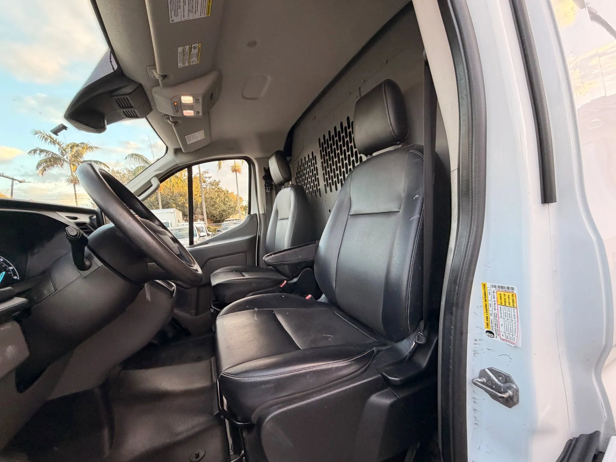 Used 2022 Ford Transit 150 Low Roof RWD image 16
