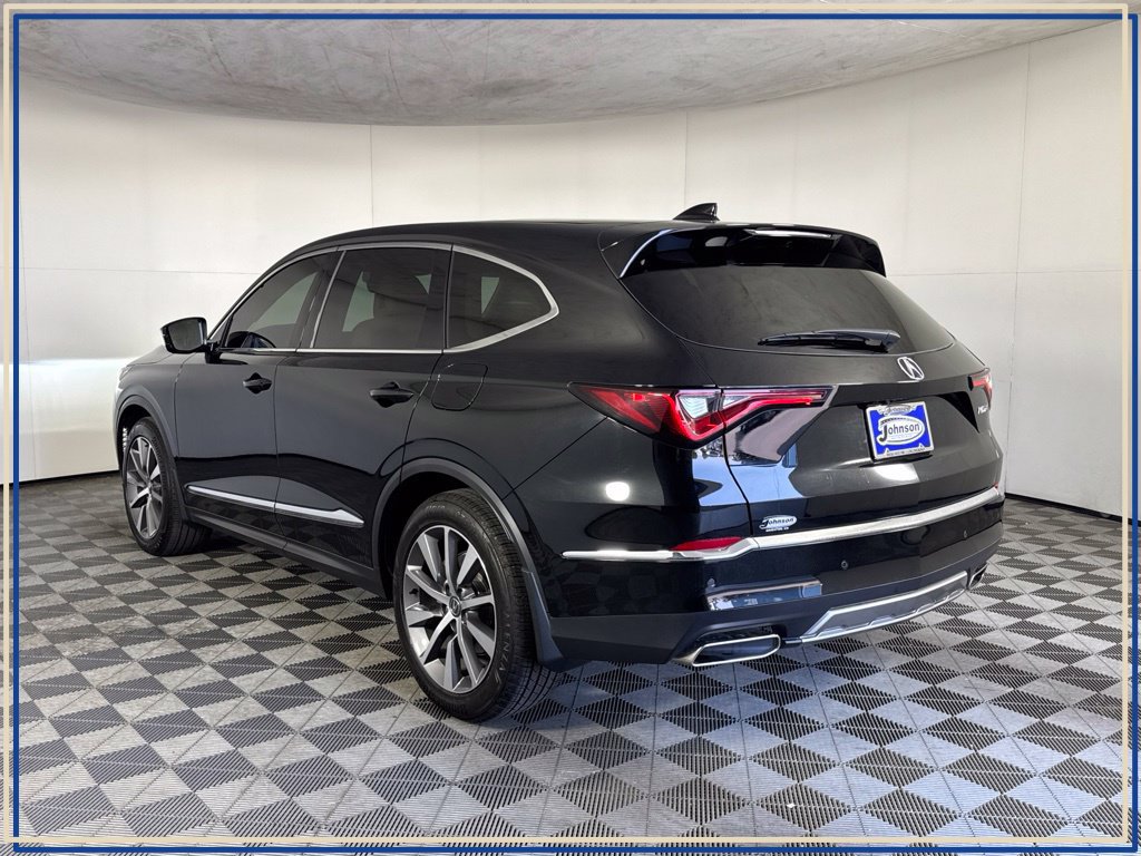 Used 2025 Acura MDX w/ Technology Package FWD image 7