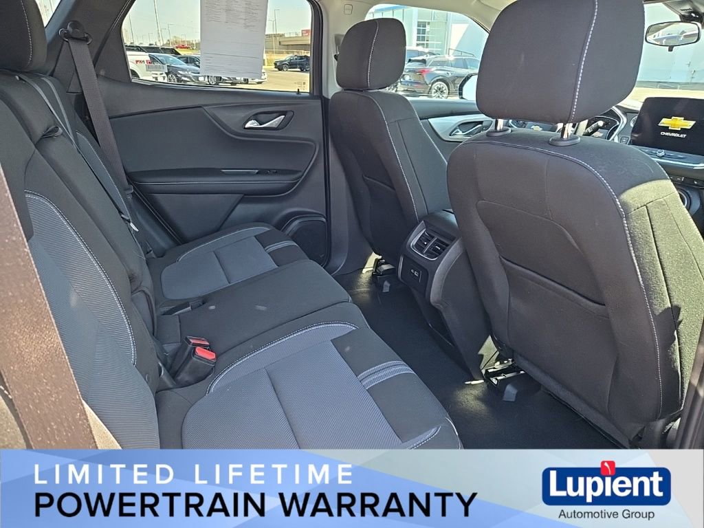 Used 2025 Chevrolet Blazer LT image 15