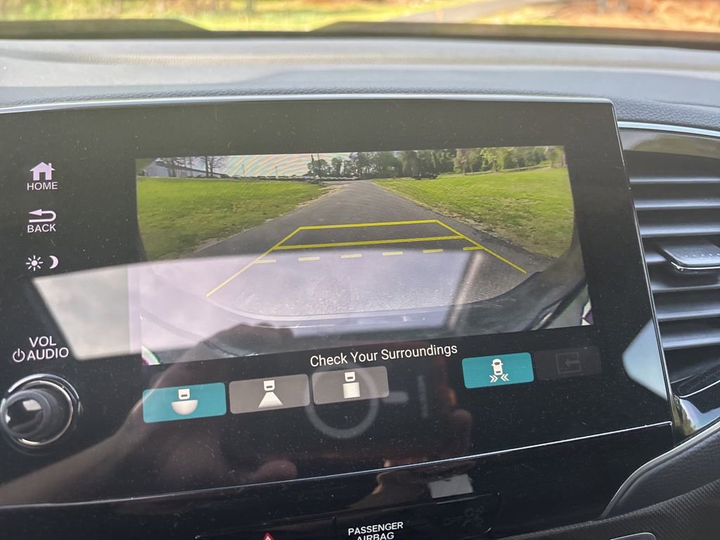 Used 2025 Honda Passport TrailSport image 16