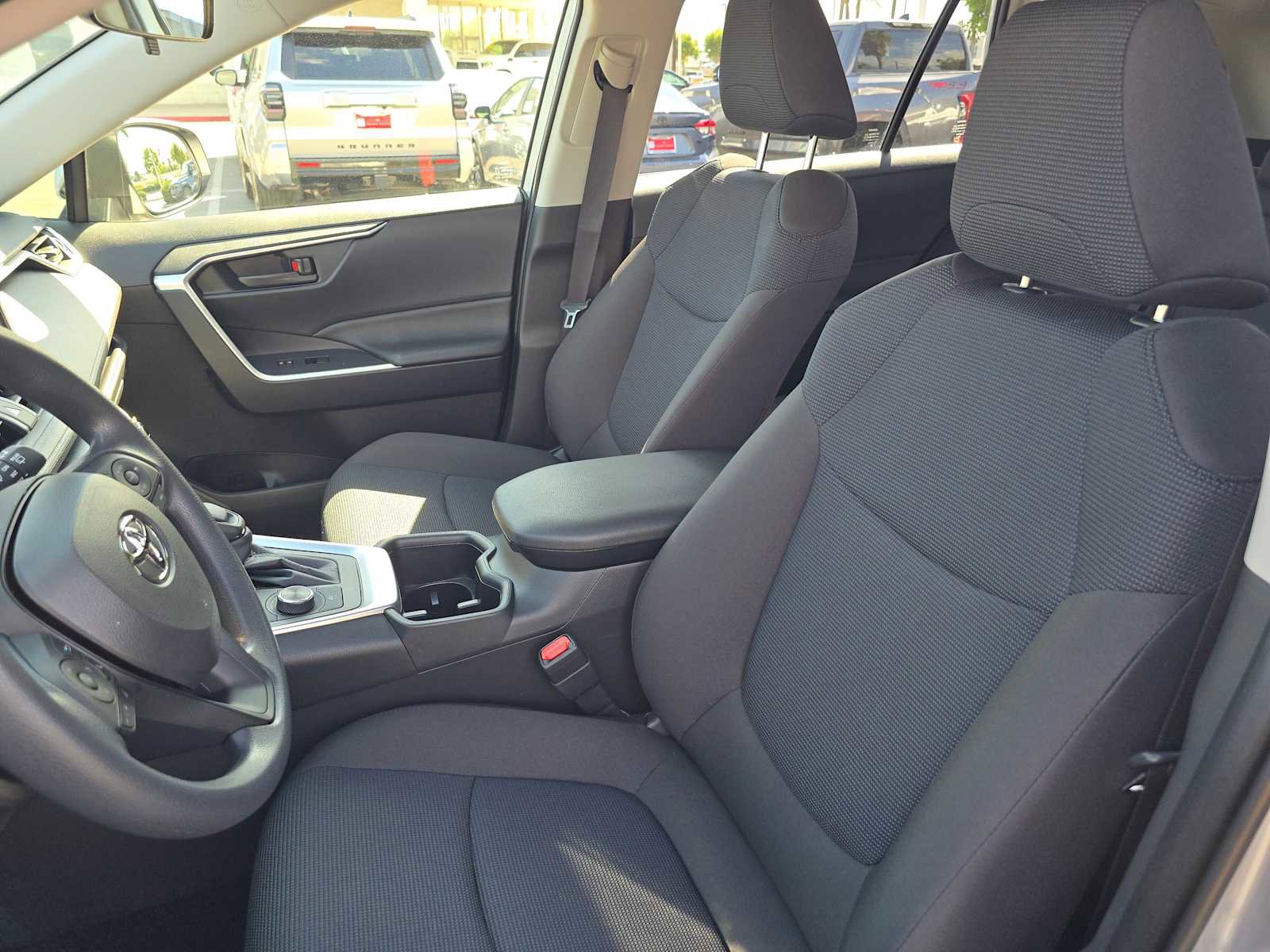 Certified 2025 Toyota RAV4 LE image 30