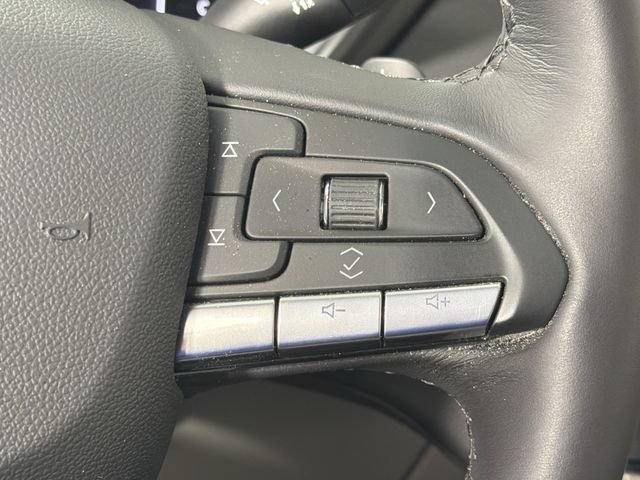 Used 2023 Cadillac XT4 Premium Luxury FWD image 11