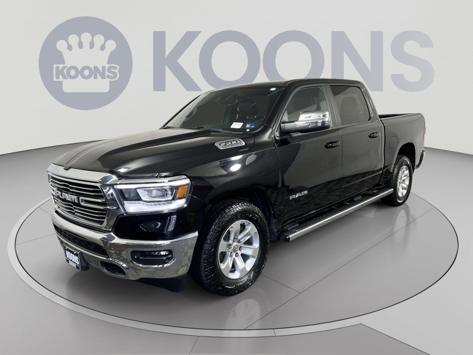 Used 2023 RAM 1500 Laramie AWD/4WD image 5