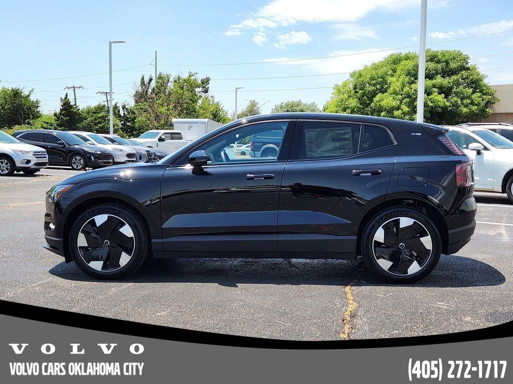 New 2025 Volvo EX30 Plus w/ Protection Package Premier image 3