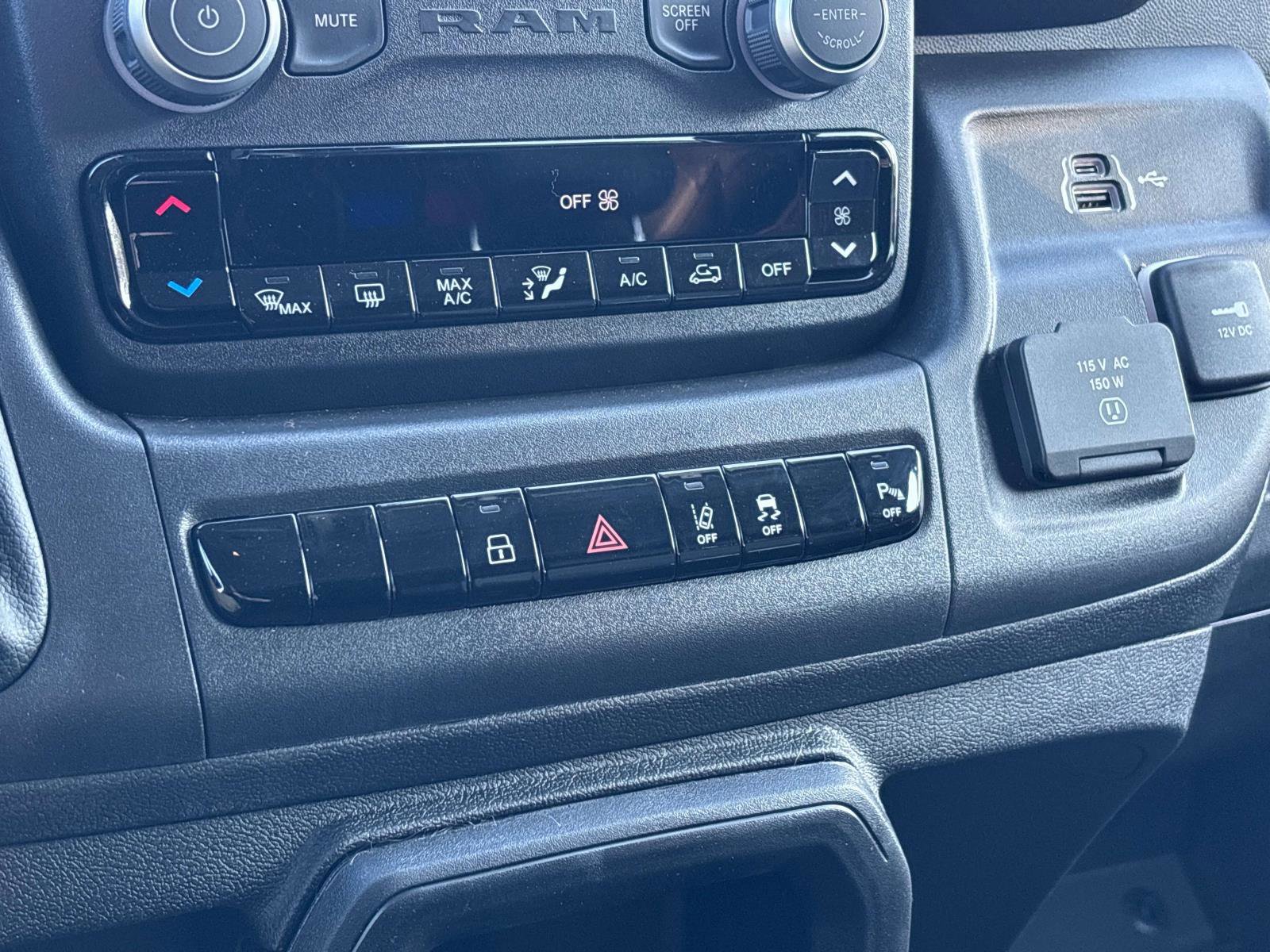 New 2026 RAM ProMaster 2500 w/ Quick Order Package 22G SLT image 7