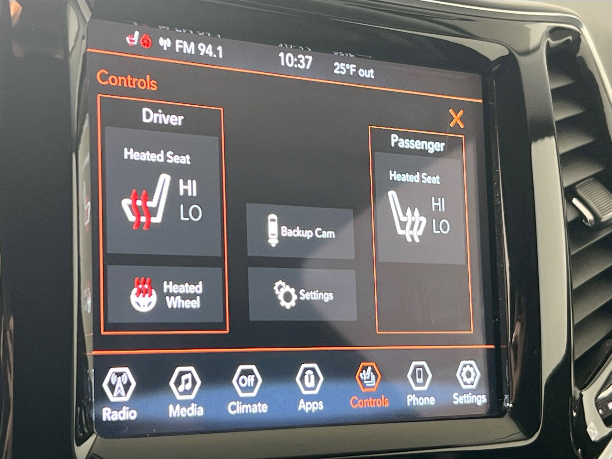 Used 2022 Jeep Cherokee Limited AWD/4WD image 19