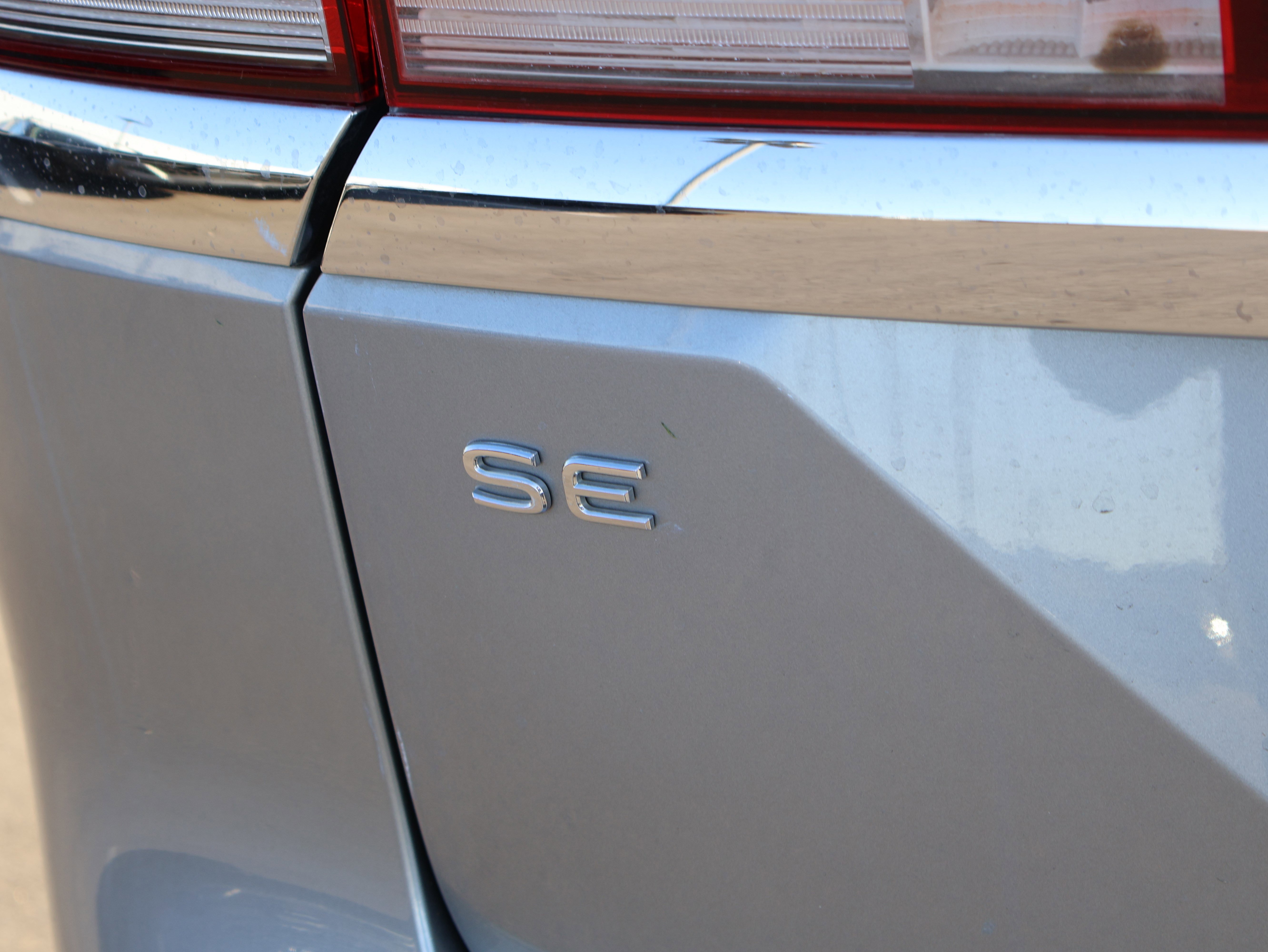 Used 2024 Volkswagen Atlas SE image 10