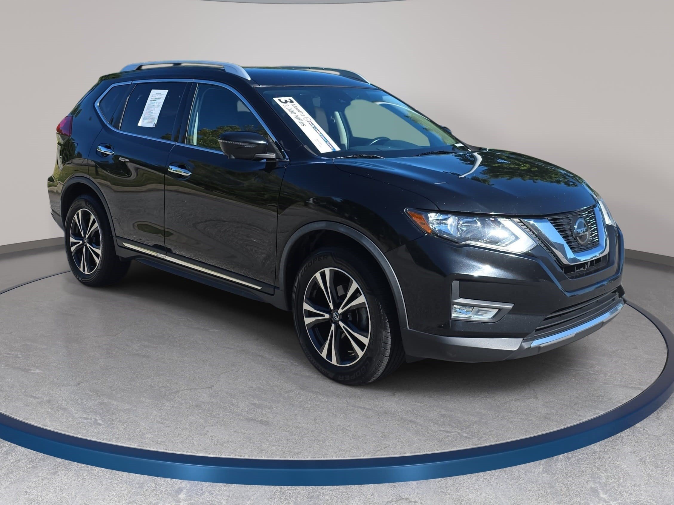Used 2018 Nissan Rogue SL AWD/4WD image 3