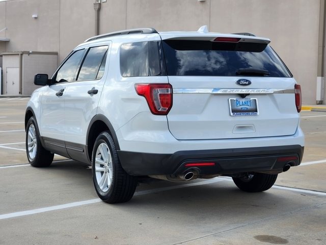 Used 2017 Ford Explorer FWD image 7