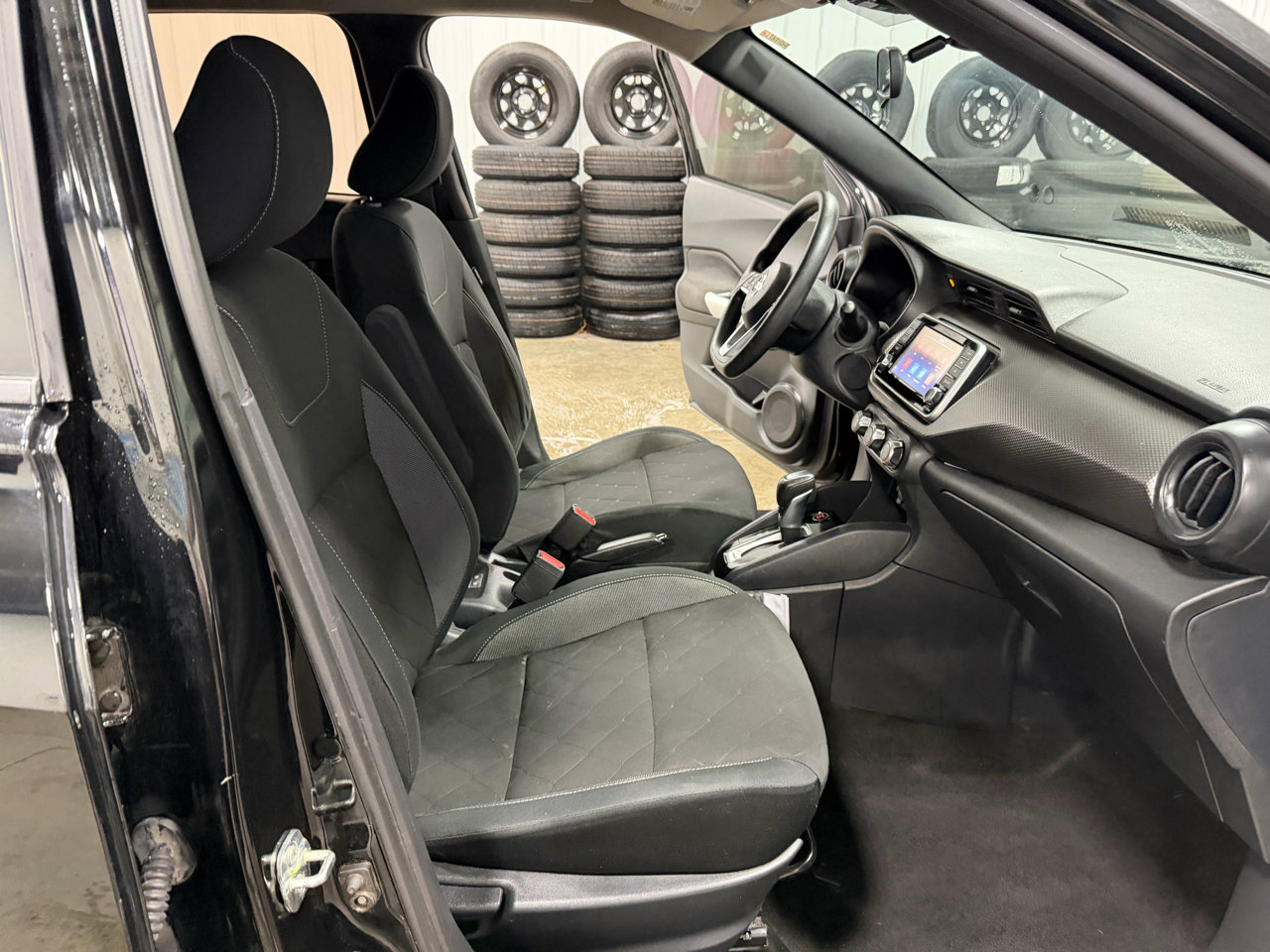 Used 2020 Nissan Kicks S image 20