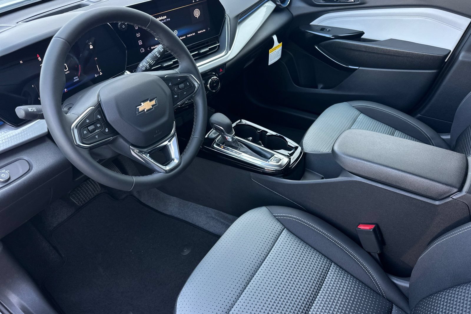 New 2026 Chevrolet Trax LT w/ Driver Confidence Package FWD image 10