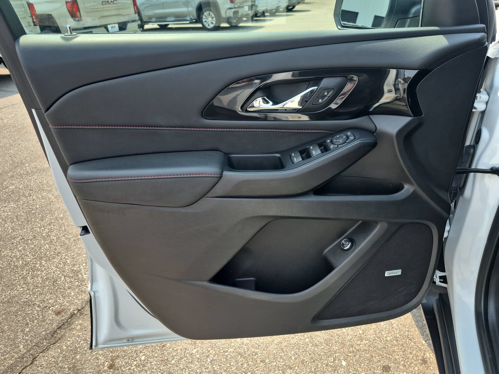 Certified 2023 Chevrolet Traverse RS w/ LPO, Floor Liner Package AWD/4WD image 24