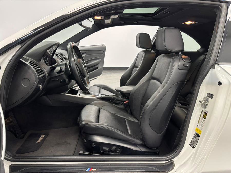 Used 2012 BMW 135i w/ M Sport Package w/ Premium Pkg image 29