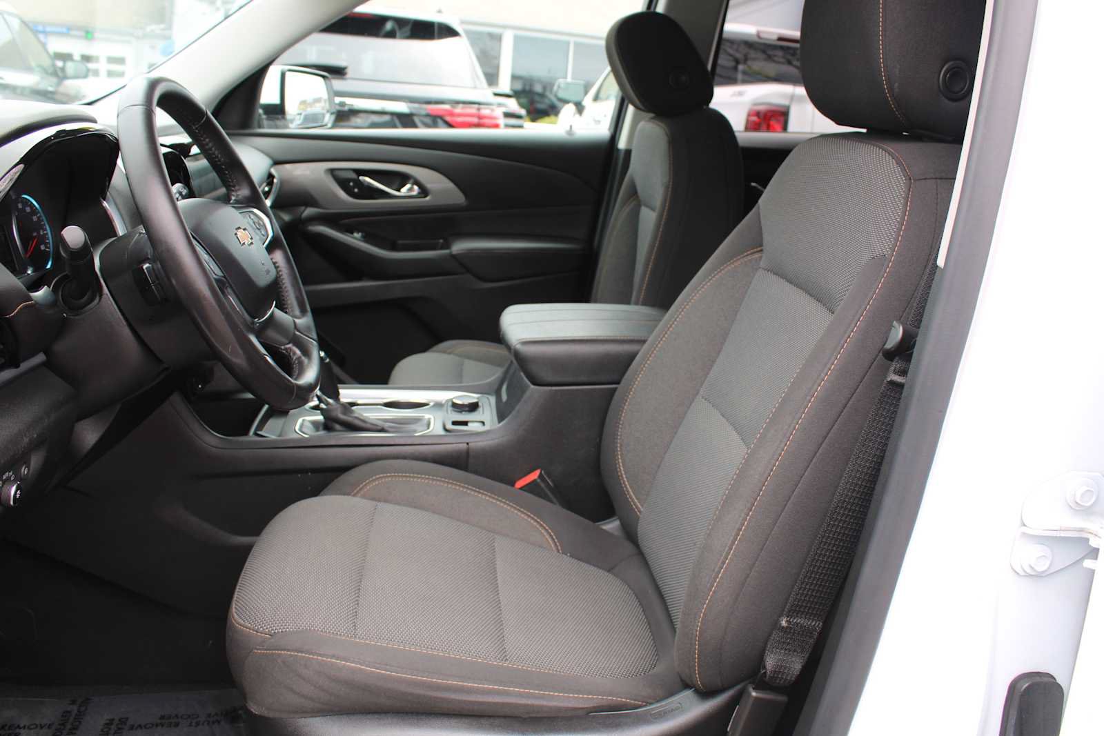Used 2019 Chevrolet Traverse LT AWD/4WD image 9