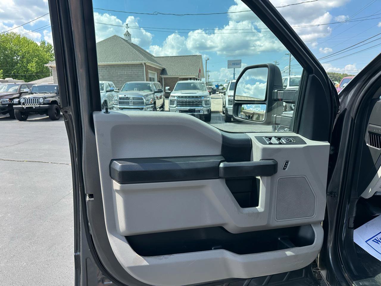 Used 2020 Ford F250 XL w/ STX Appearance Package AWD/4WD image 10