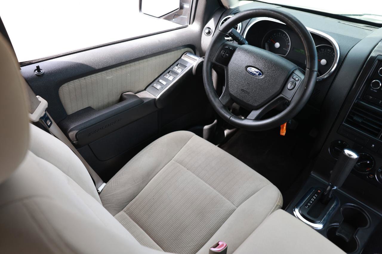 Used 2008 Ford Explorer XLT RWD image 20