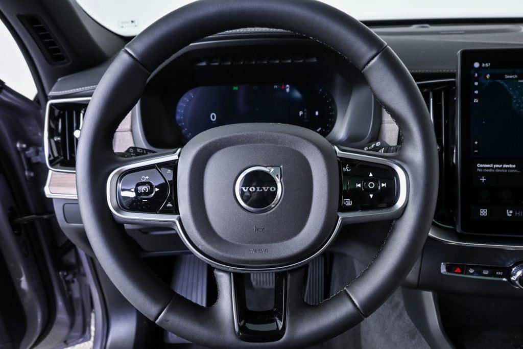 New 2026 Volvo XC90 B6 Plus w/ Protection Package Premier AWD/4WD image 9