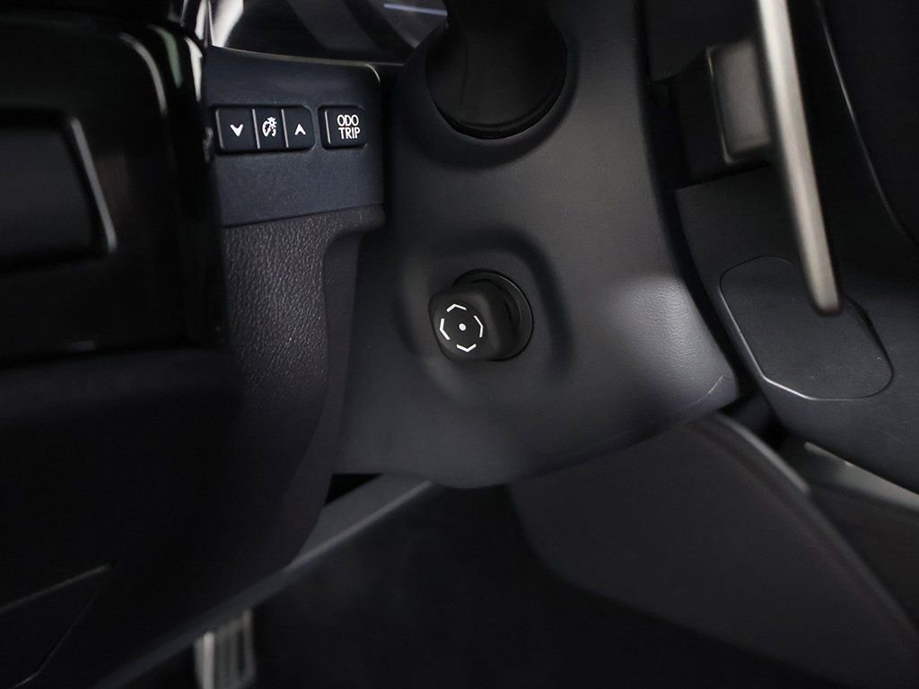 Used 2024 Lexus ES 350 F Sport w/ Technology Package image 38