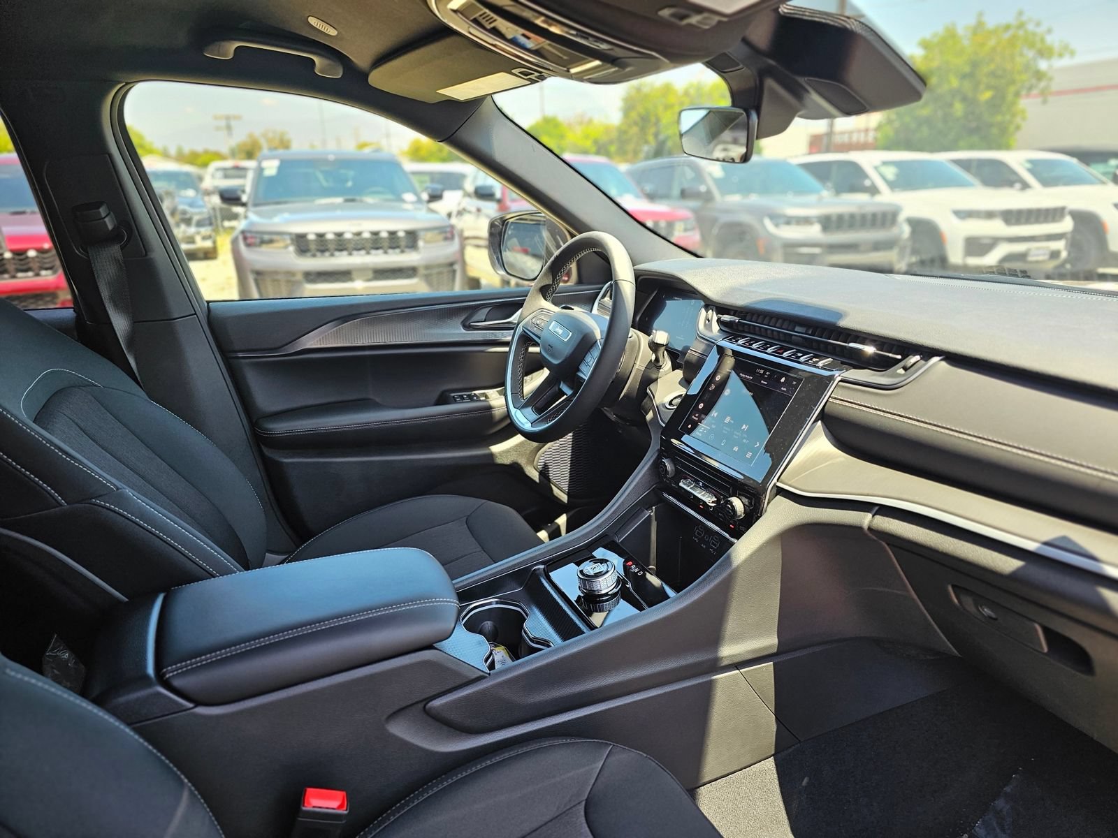 New 2026 Jeep Grand Cherokee Laredo RWD image 26
