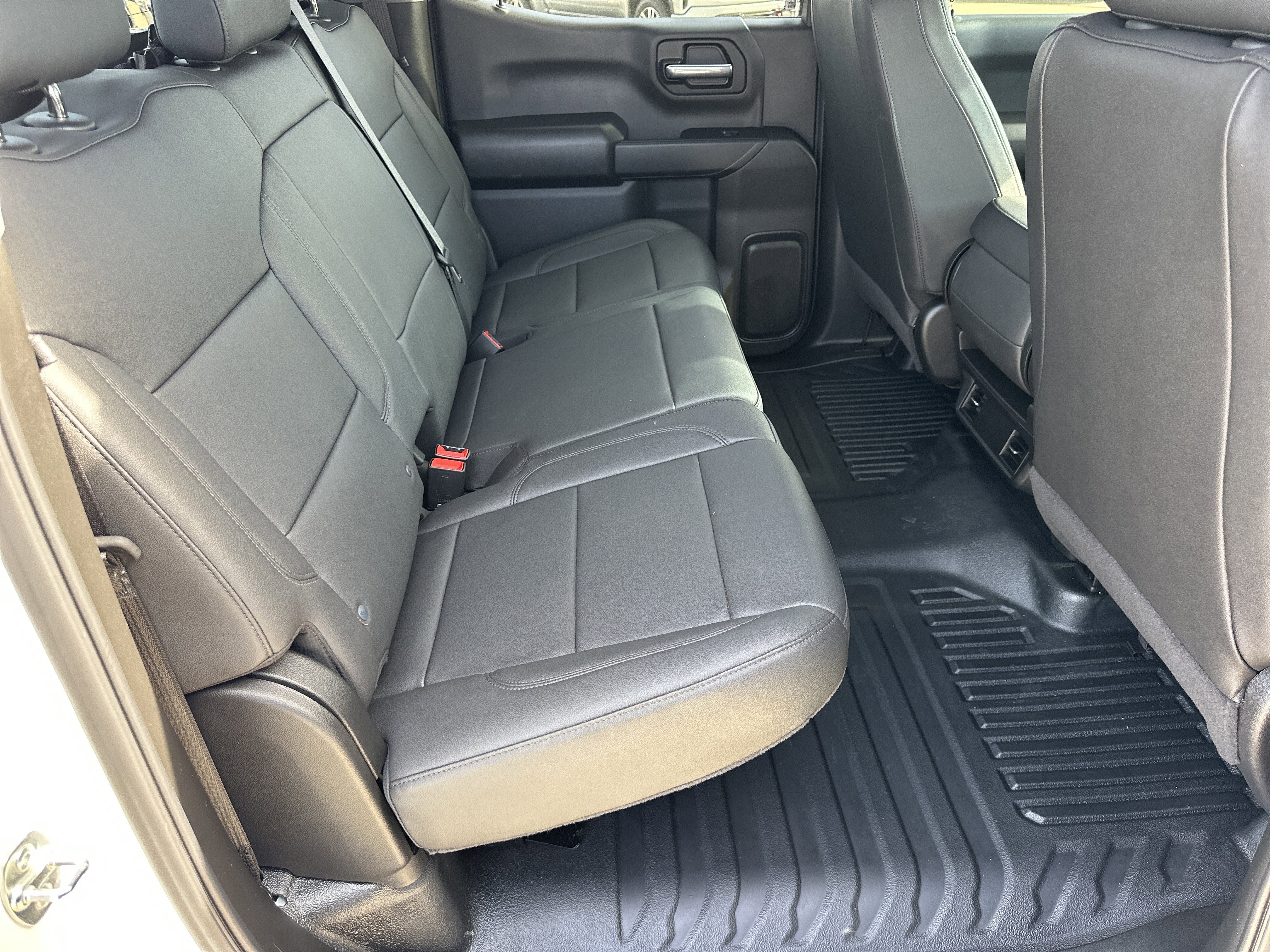 Certified 2025 GMC Sierra 1500 Pro w/ Pro Value Package image 19