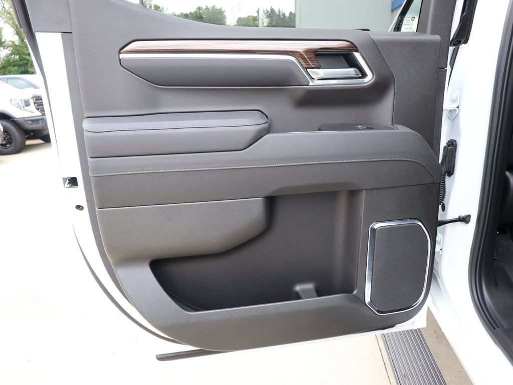 New 2026 Chevrolet Silverado 1500 LT Trail Boss w/ Convenience Package II AWD/4WD image 27
