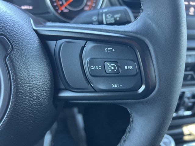 Used 2023 Jeep Wrangler Sport S image 30
