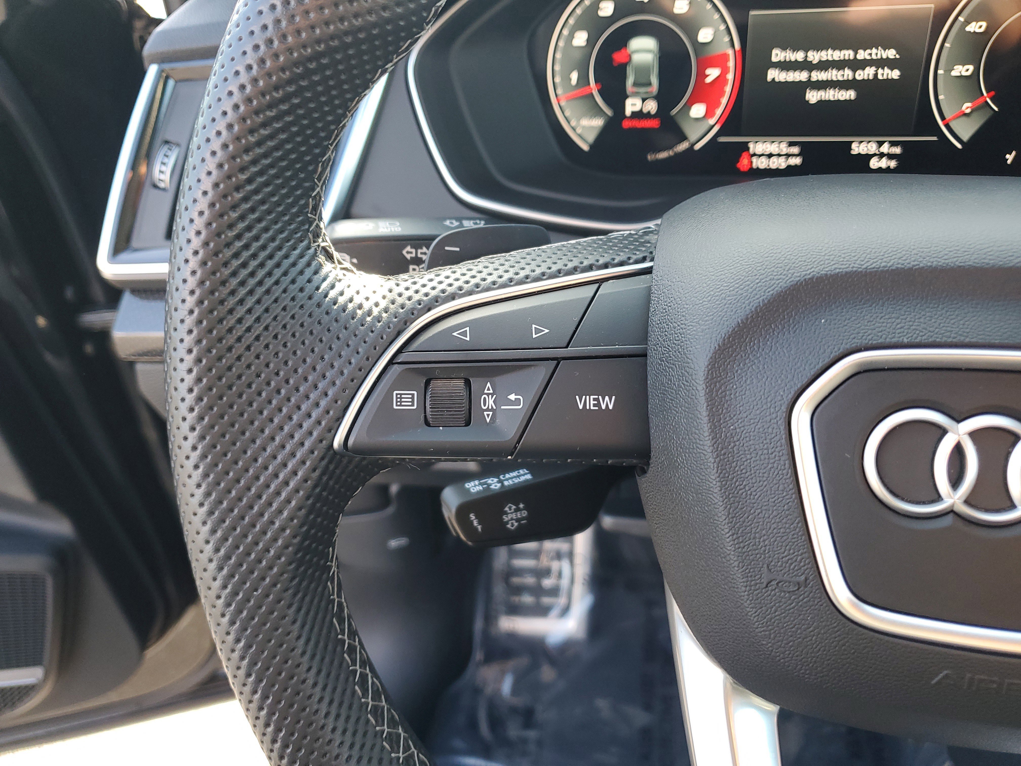 Used 2022 Audi SQ5 Premium Plus w/ Premium Plus Package image 28