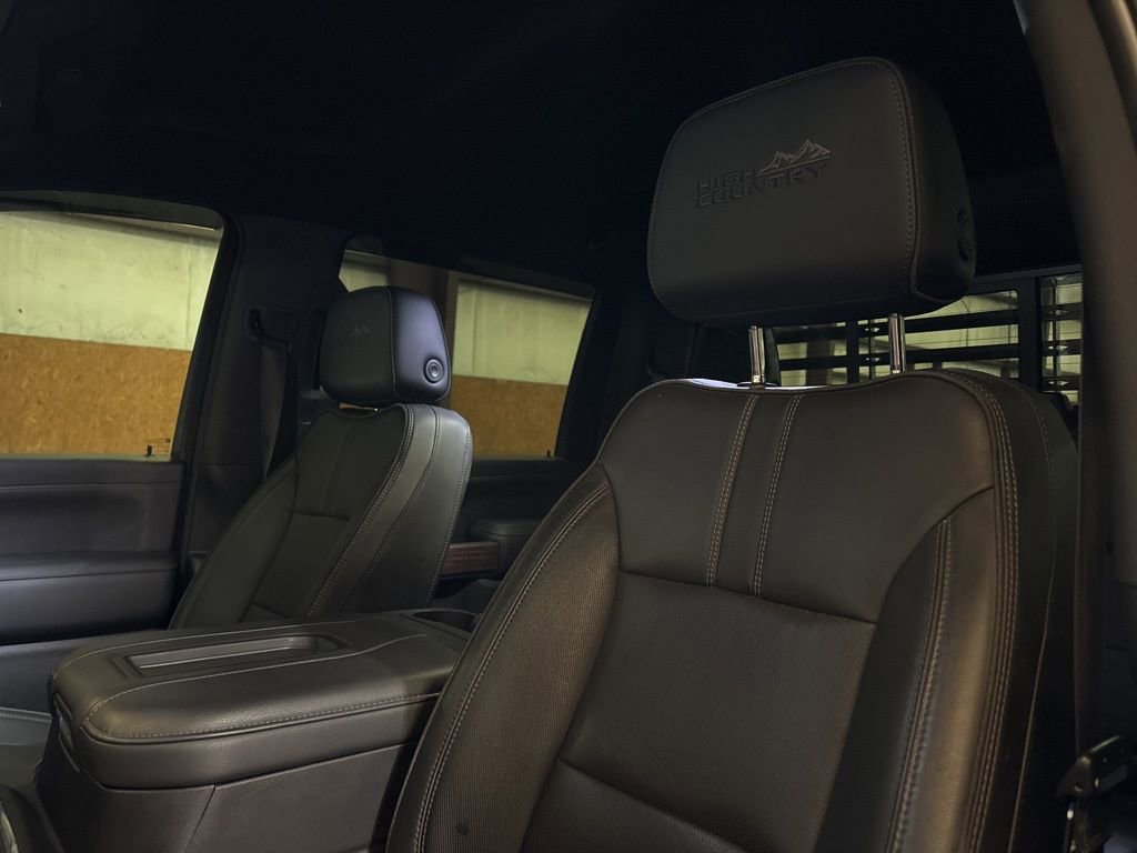 Used 2021 Chevrolet Silverado 3500 High Country image 19