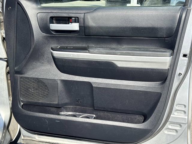 Used 2015 Toyota Tundra SR5 RWD image 16