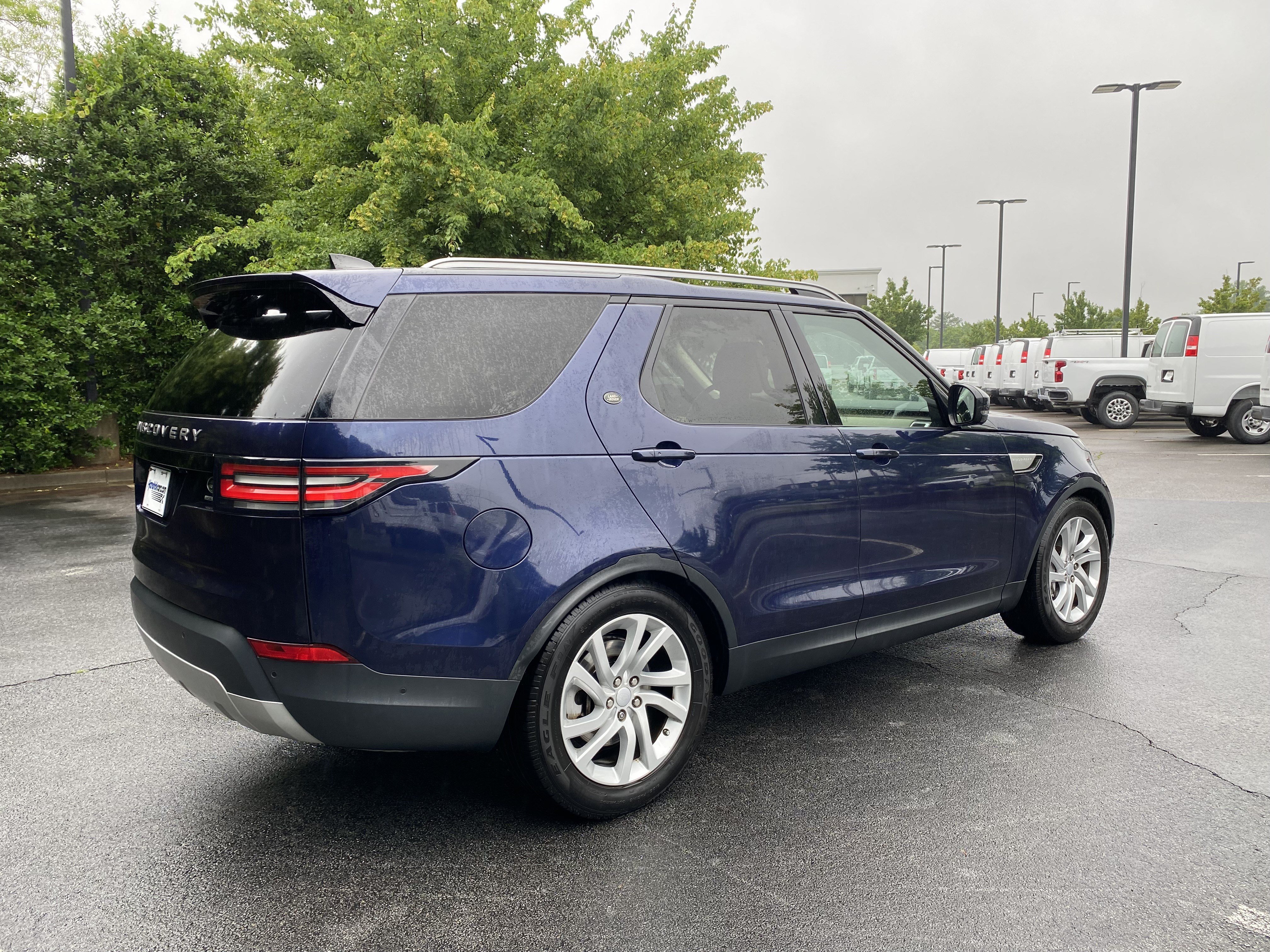 Used 2018 Land Rover Discovery HSE AWD/4WD image 9