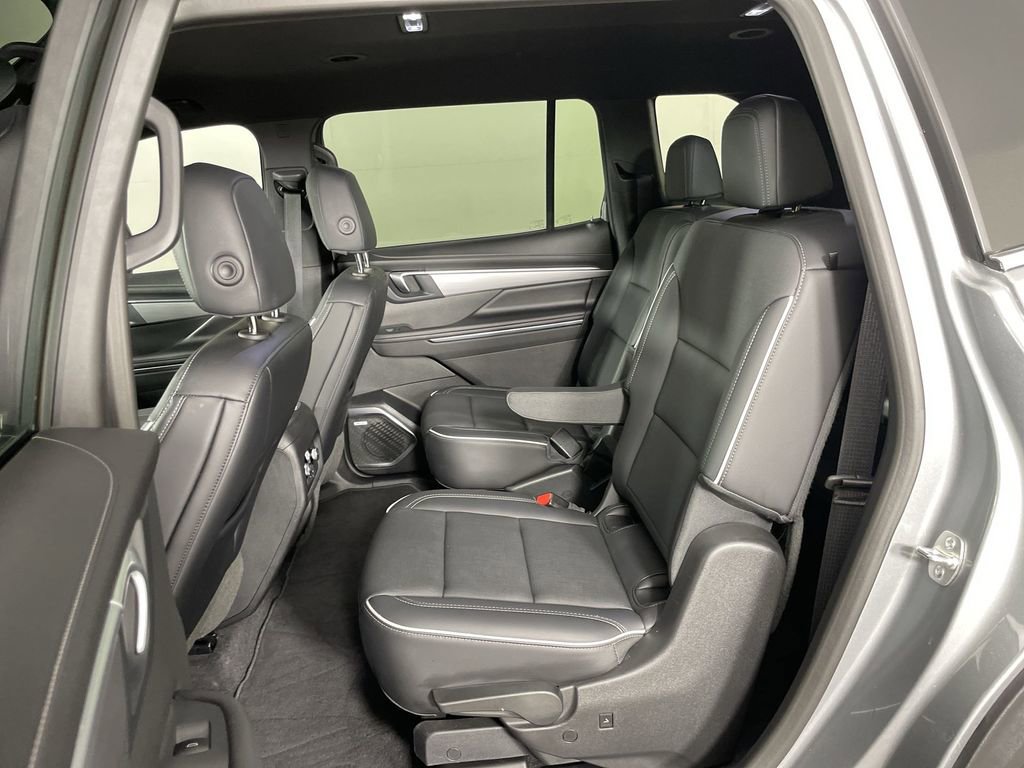 New 2025 Buick Enclave Preferred w/ Power Package image 24