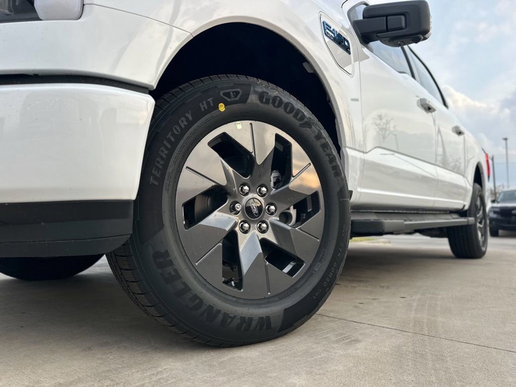 New 2025 Ford F150 Lightning Flash image 24