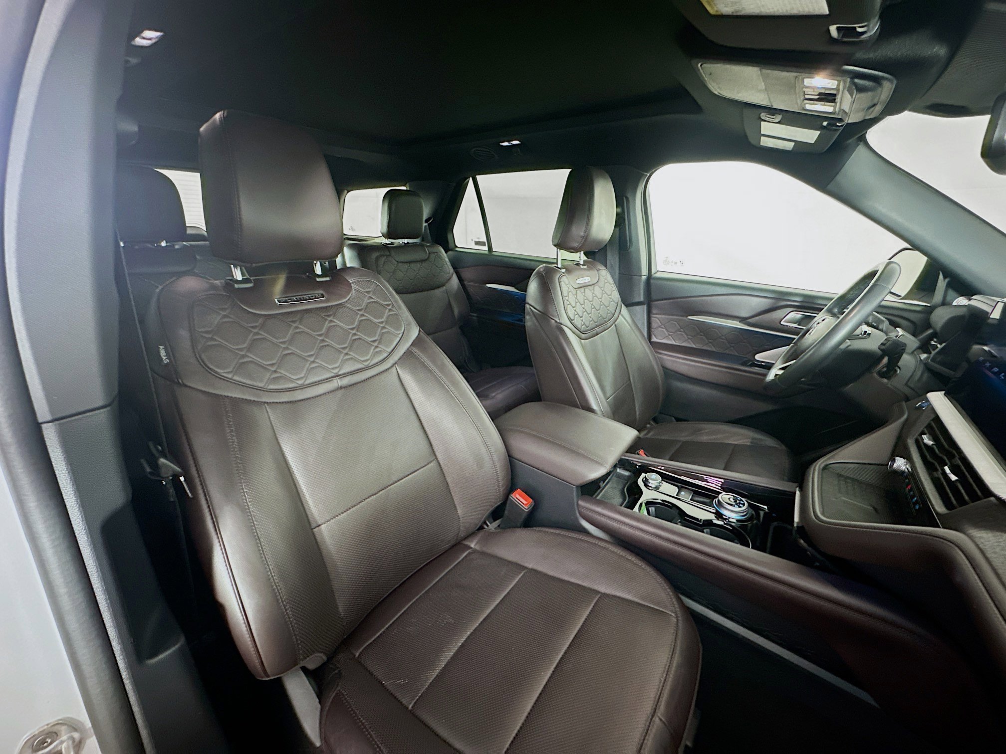 Used 2025 Ford Explorer Platinum w/ LUX Leather Package image 33