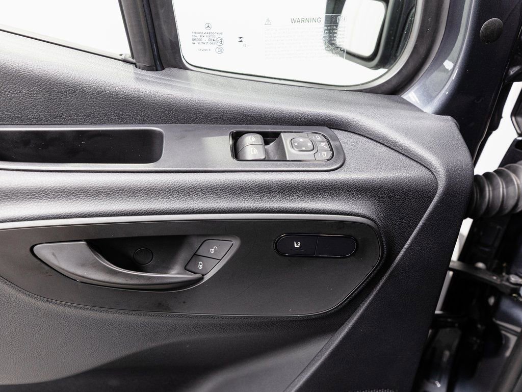 Used 2025 Mercedes-Benz Sprinter 2500 image 6