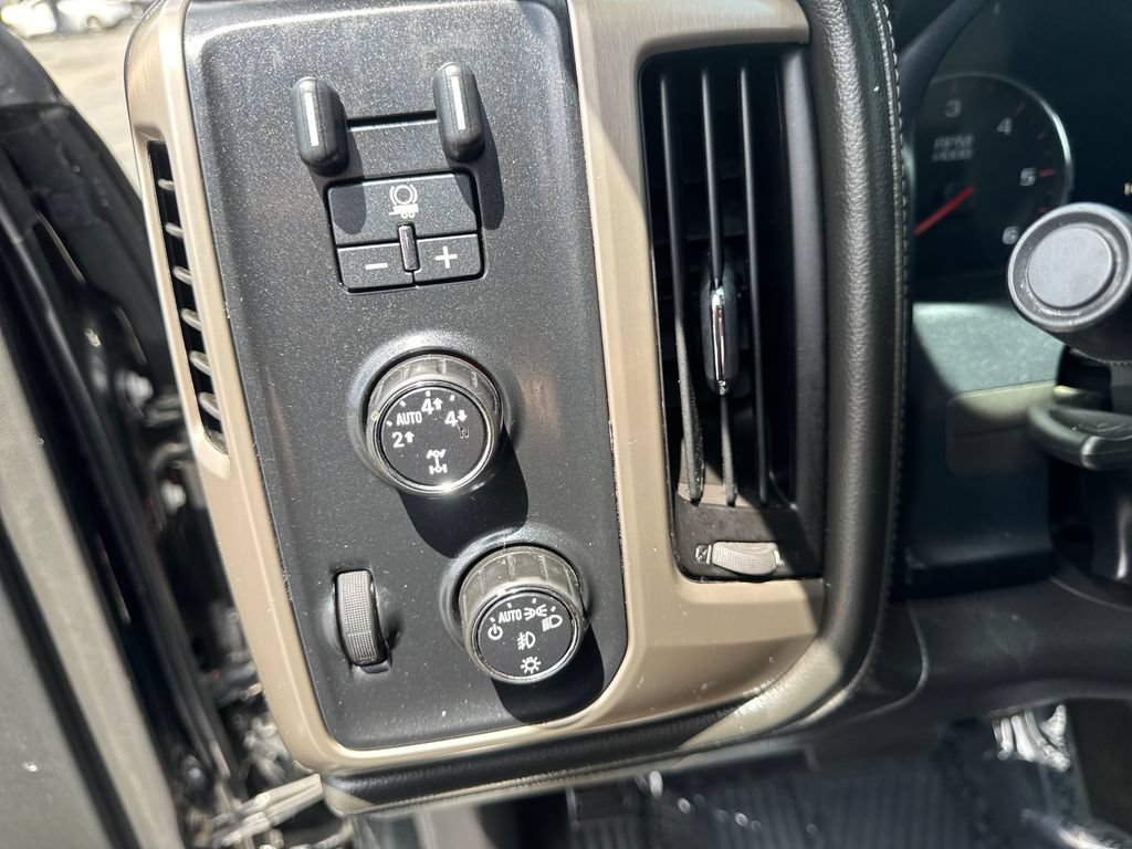 Used 2015 GMC Sierra 1500 Denali AWD/4WD image 15