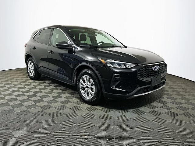 Used 2024 Ford Escape Active FWD image 1