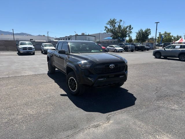 Used 2025 Toyota Tacoma TRD Off-Road AWD/4WD image 7