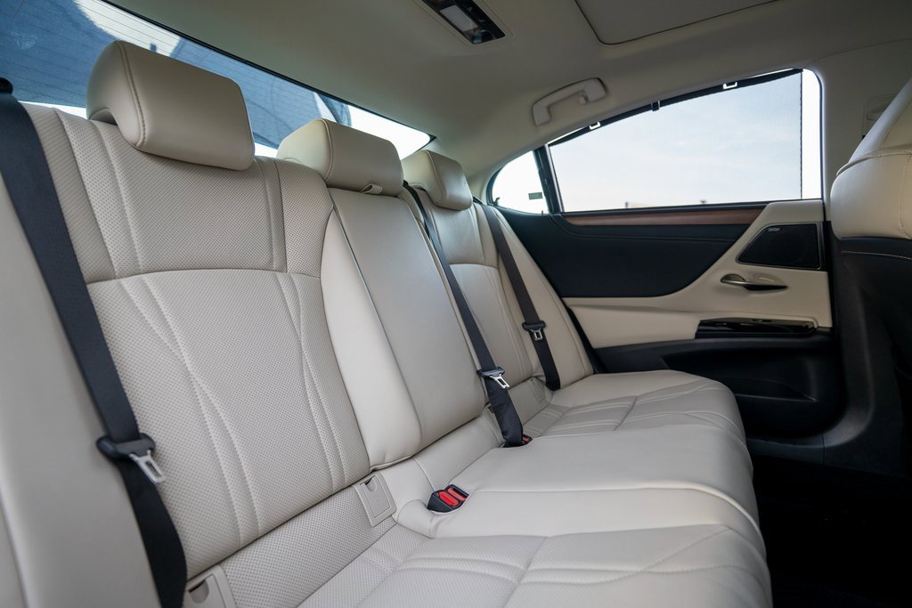 New 2025 Lexus ES 350 Ultra Luxury image 41