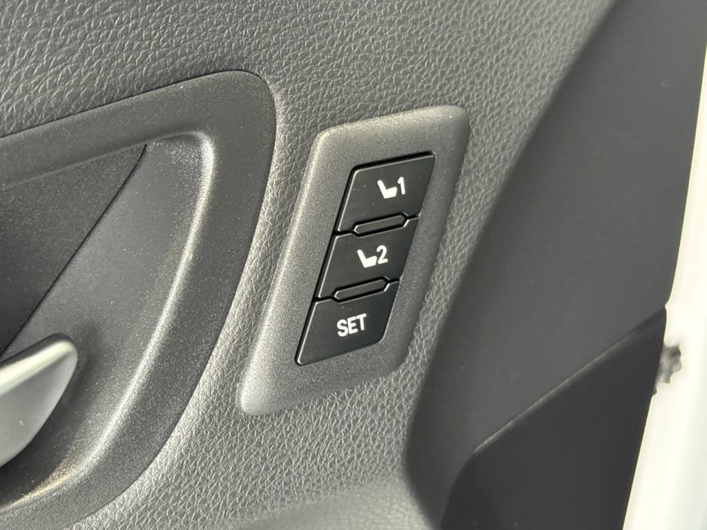 Certified 2025 Toyota Sienna XSE w/ XSE Premium Package AWD/4WD image 23